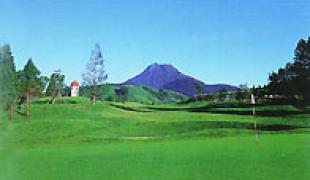 グリーンからの眺望 | 城島高原ゴルフクラブ